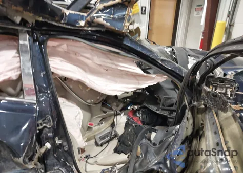 2012 Subaru Legacy 3.6R Limited z USA, uszkodzony, nr VIN 4S3BMEL6XC2012336